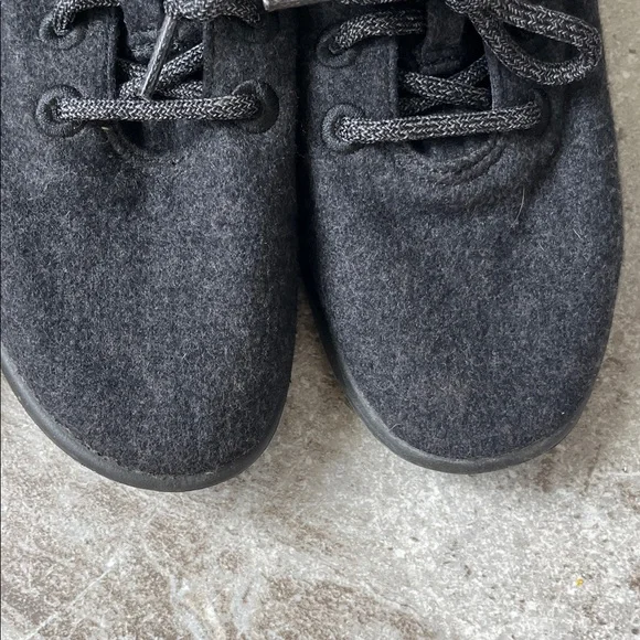 Allbirds Wool Runners - Navy and Charcoal - Picture 6 of 10